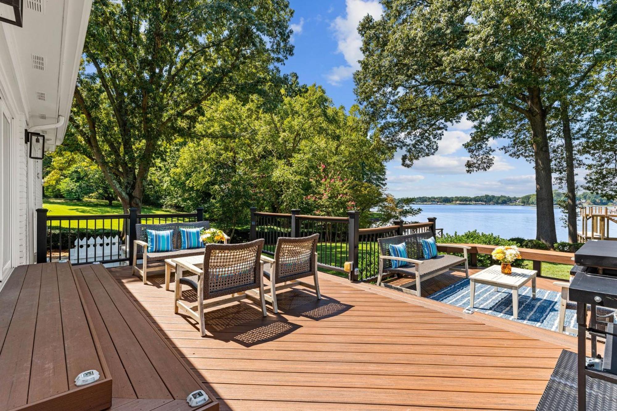 Lakefront Living Mooresville Exteriér fotografie