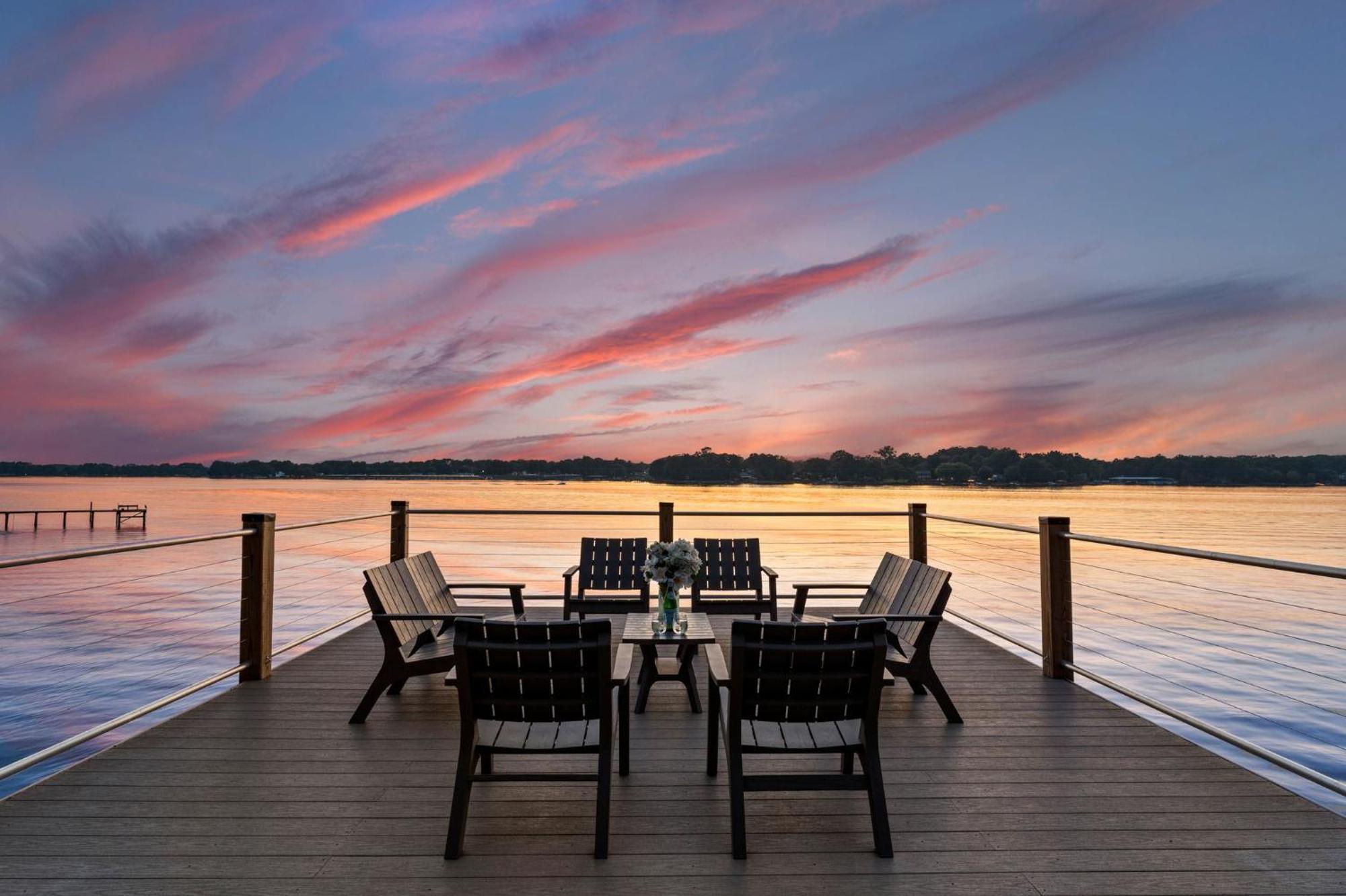 Lakefront Living Mooresville Exteriér fotografie